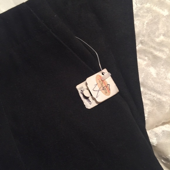 ๐NWT Talbots Velour Stretch Pants๐ - Picture 4 of 7